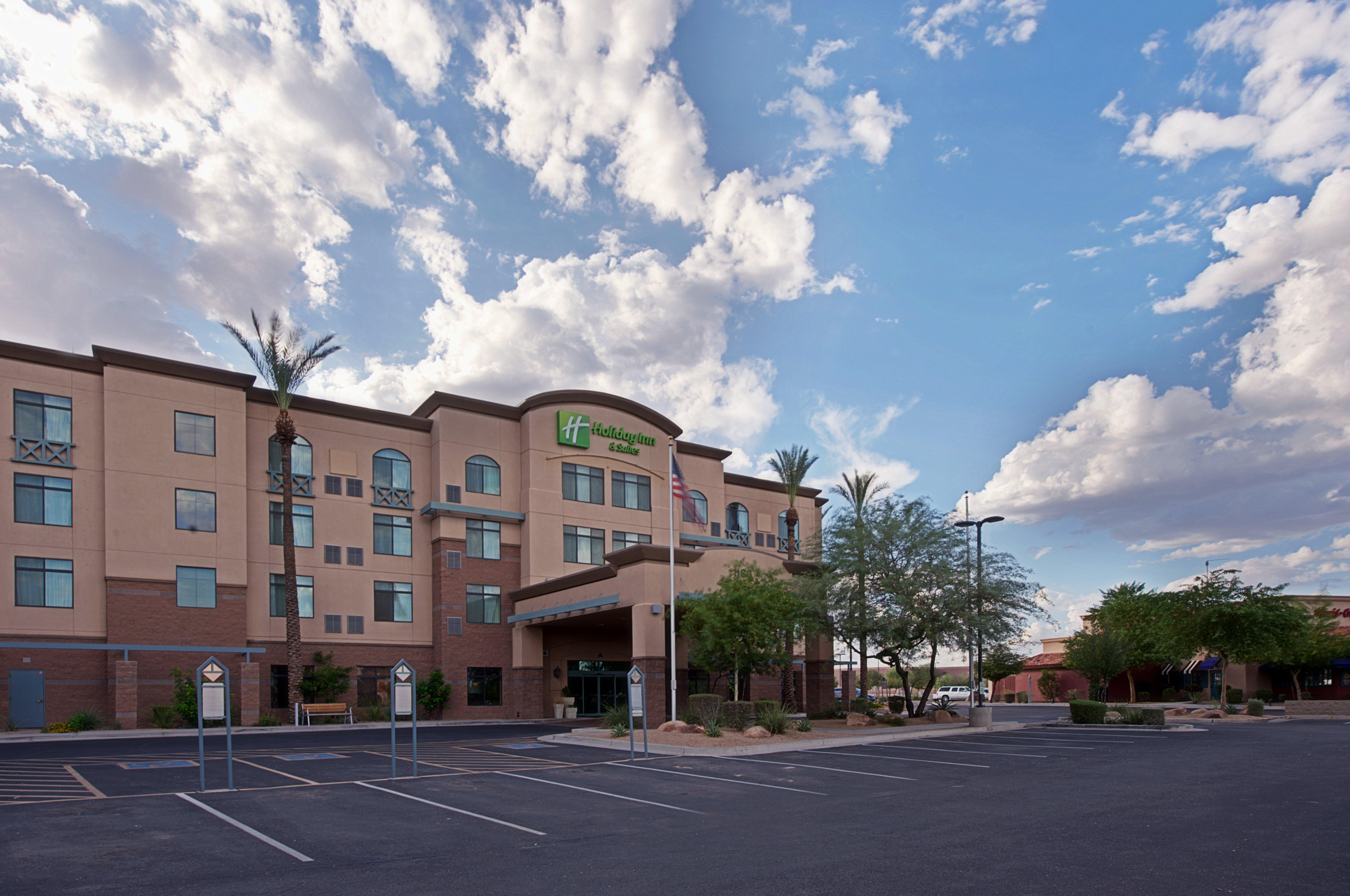 Holiday Inn & Suites Goodyear - West Phoenix Area By Ihg Exterior foto