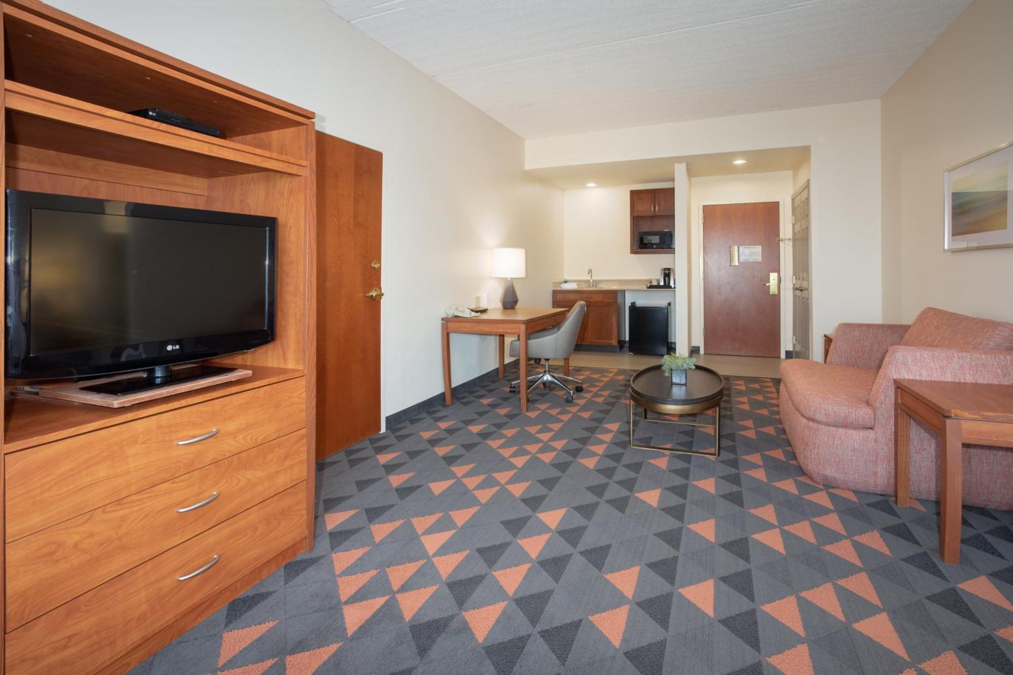 Holiday Inn & Suites Goodyear - West Phoenix Area By Ihg Exterior foto